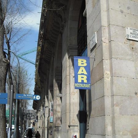 Pension Ciudadela Barcelona Exterior photo